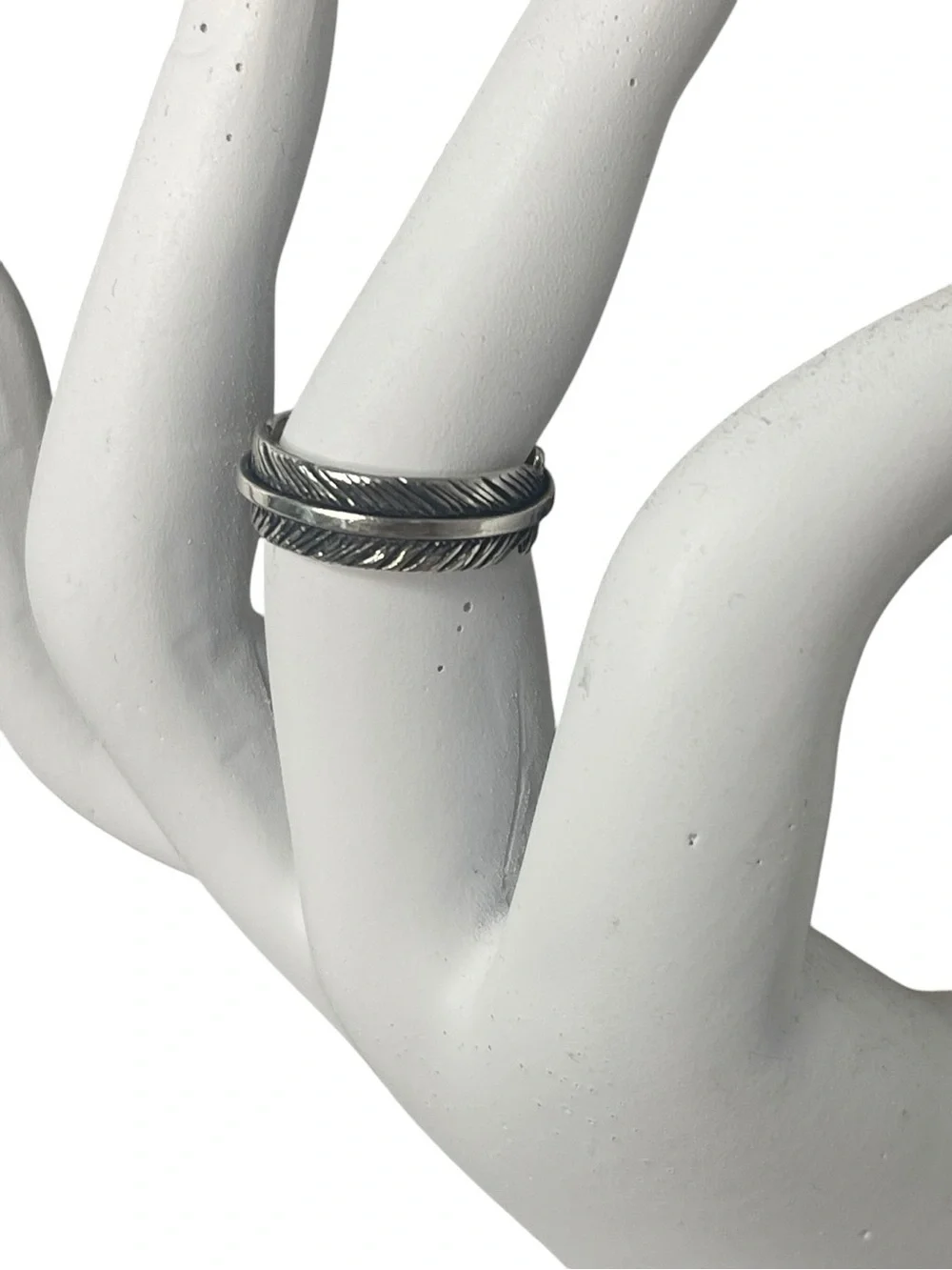 Chan Luu Carved Feather Open-Back Ring Silver